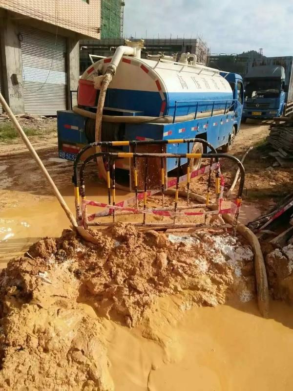 建华工地淤泥清淤